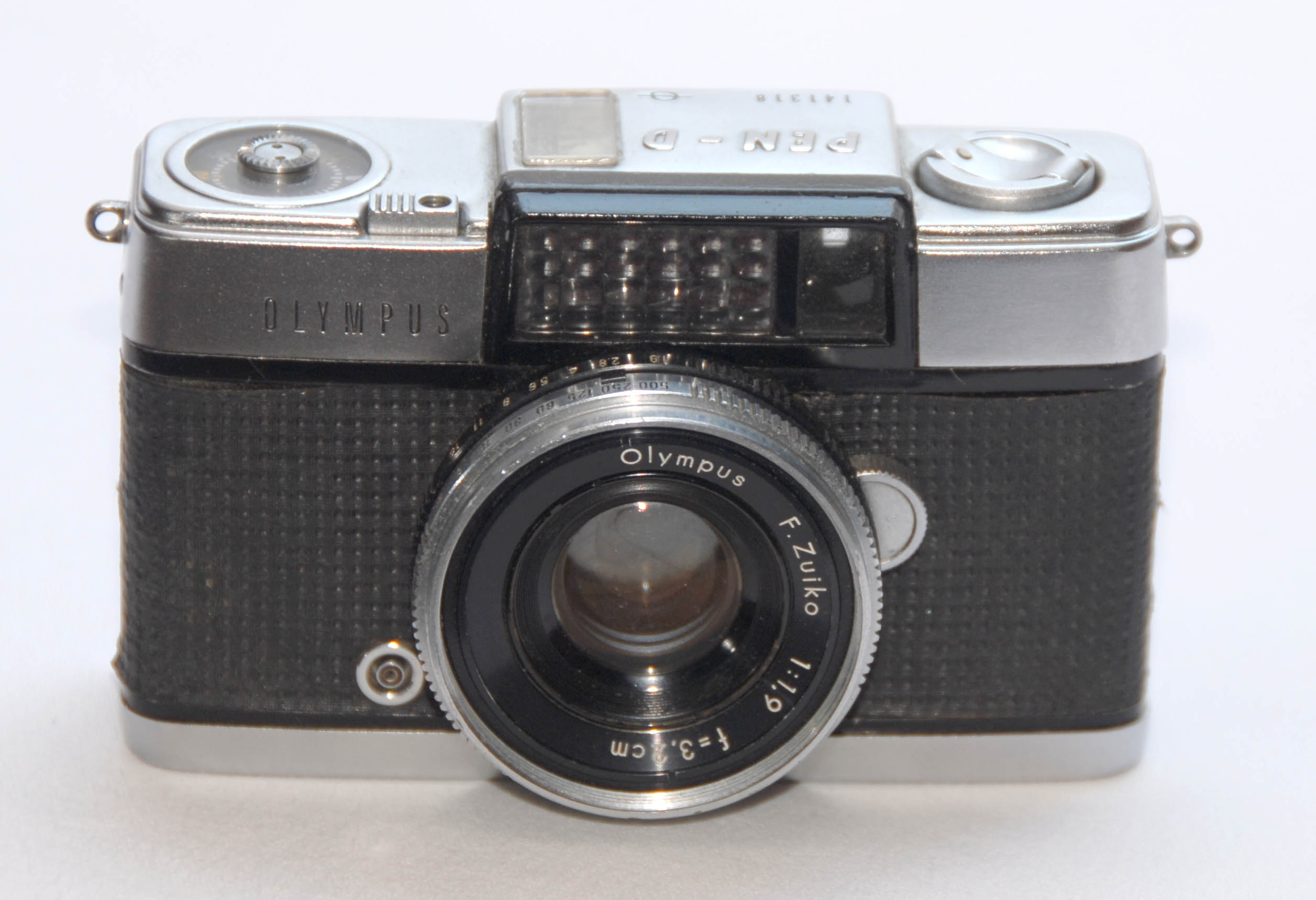 OLYMPUS PEN D